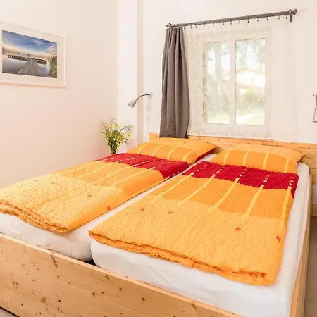 Doppelhaushälfte, 60 Qm, 2 Schlafzimmer Ferienhaus *